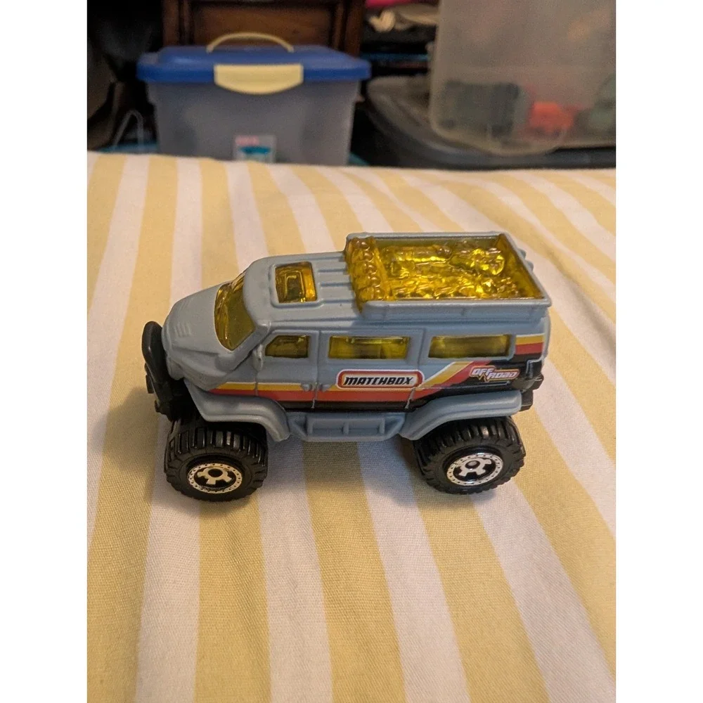Matchbox Metal Vantom #114/125 Diecast 2016 - Netherlands Import MIP
